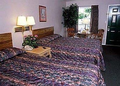 Surrey Inn Branson Phòng bức ảnh